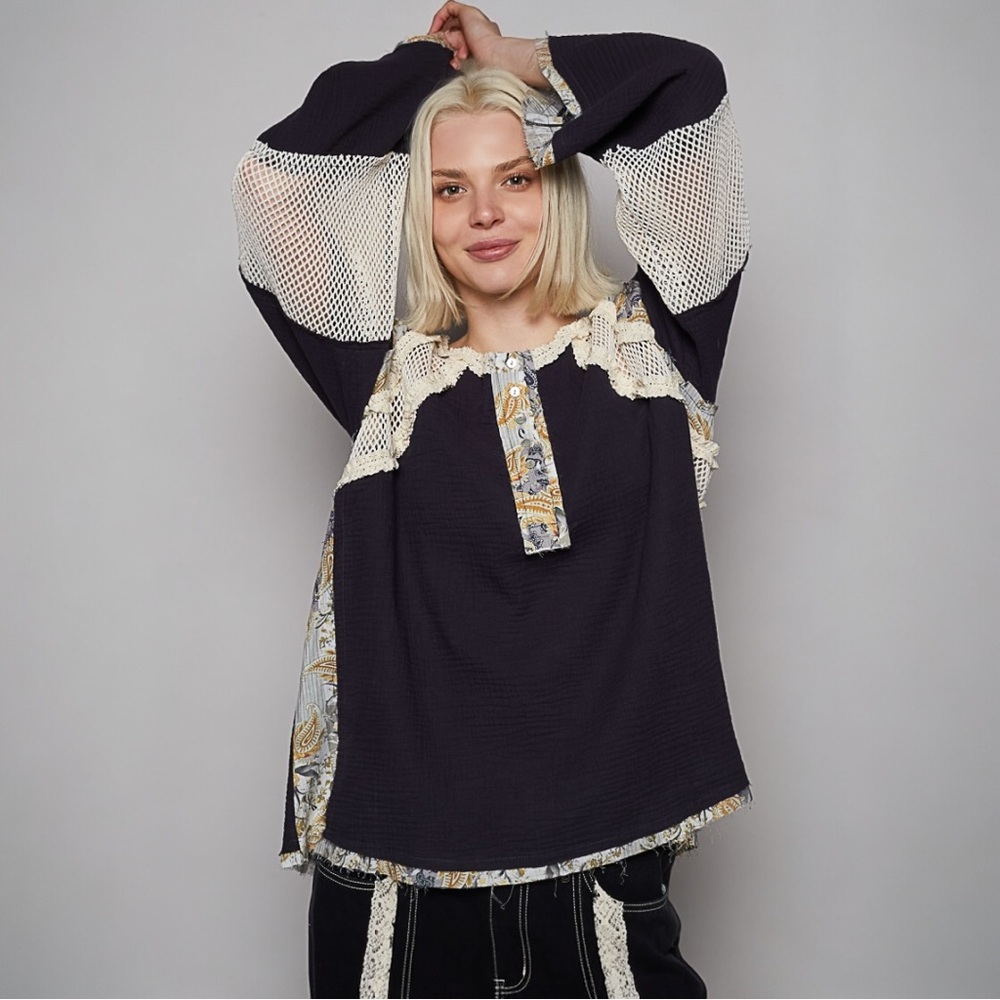 POL Round Neck Long Sleeve Double Gauze Top - Picture 2 of 7